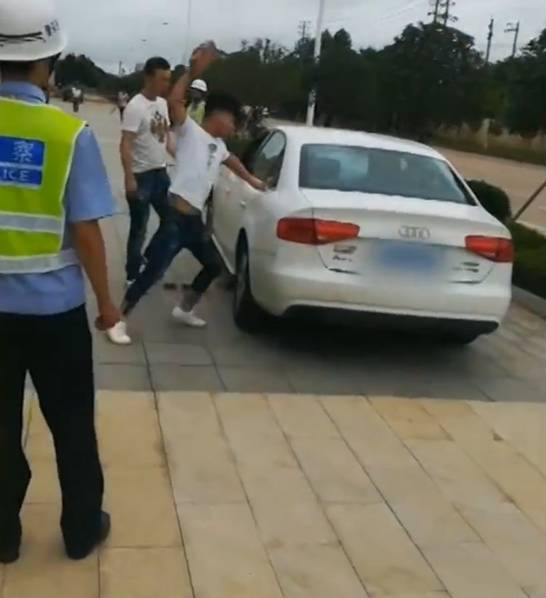 全黄一级毛片免费