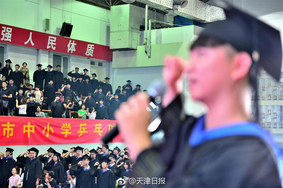 日老女人逼乱伦日屁眼