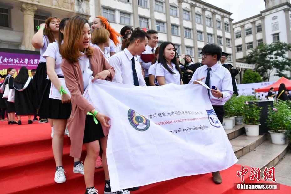 老熟女业余视频