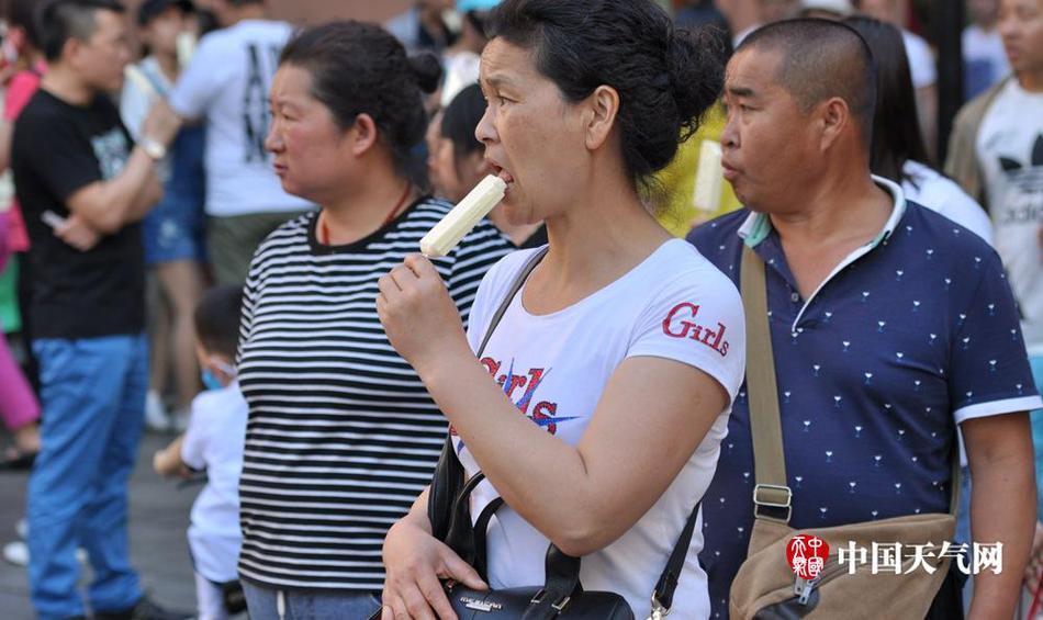 操老熟女逼小说