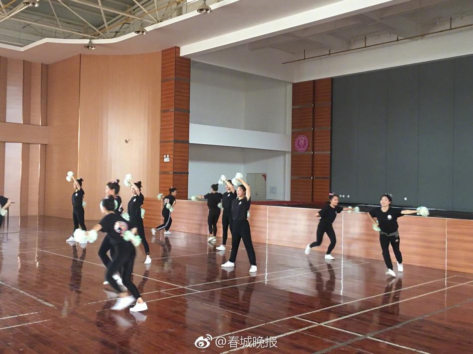 小柔被民工玩成浪娃37