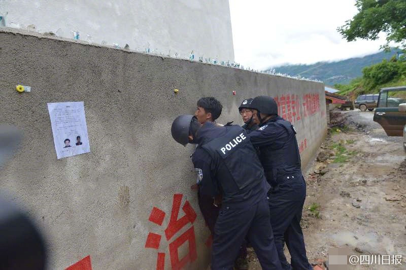 成人免费黄片
