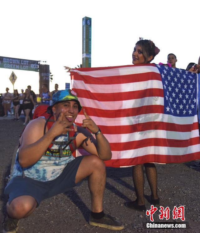成人 电影 免费