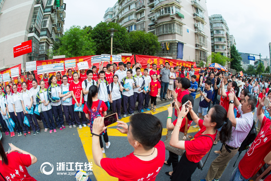 多人群交无码高清