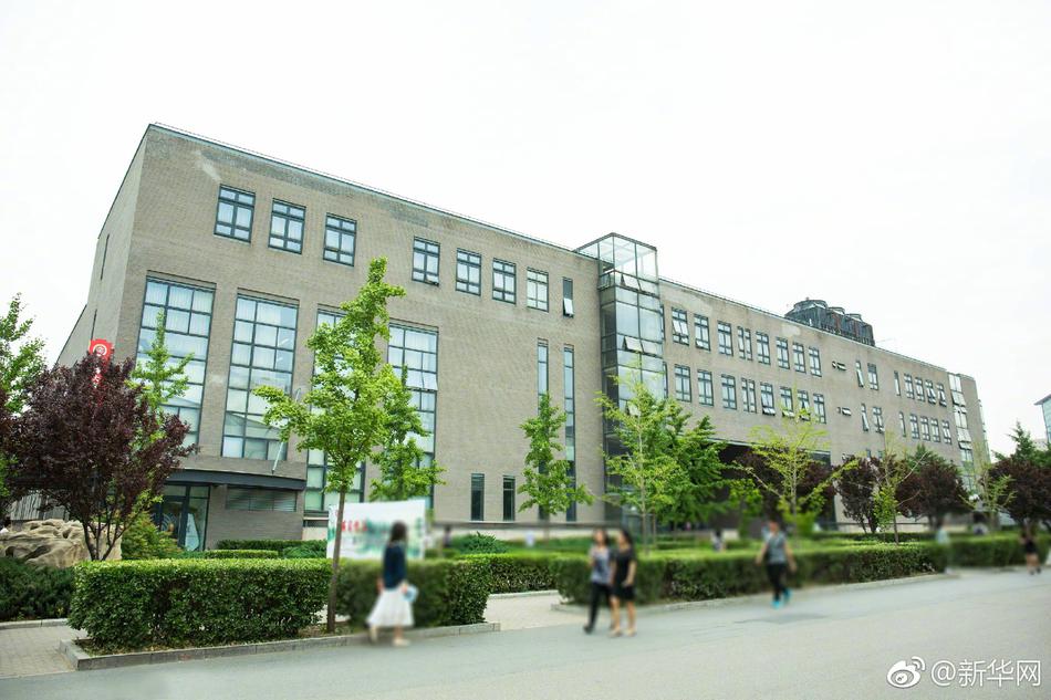 日本少妇大战黑长屌