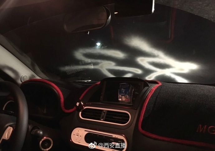 毛片免费观看