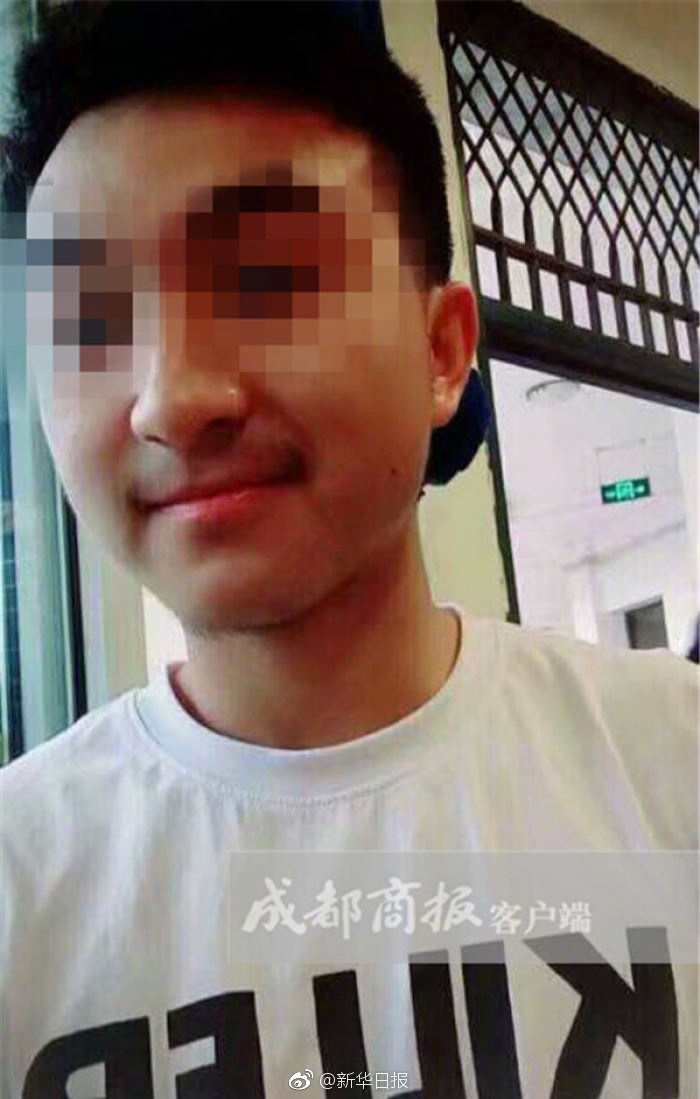 老师的丰满大乳奶