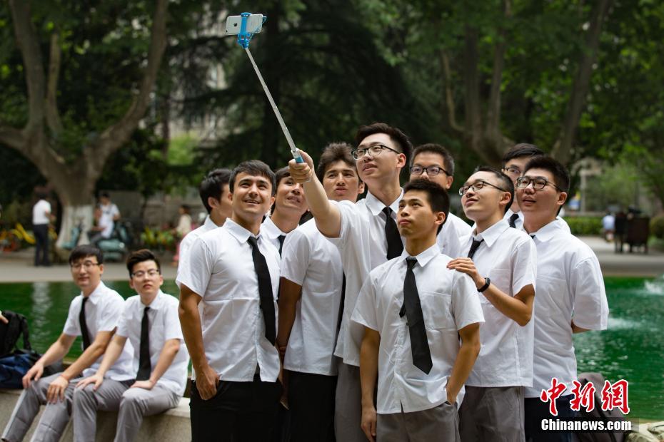 小男生互 雞雞Gay2022