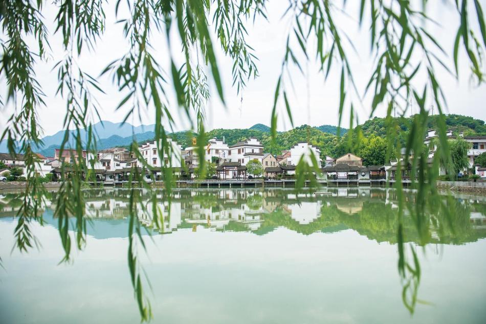 賀天寰