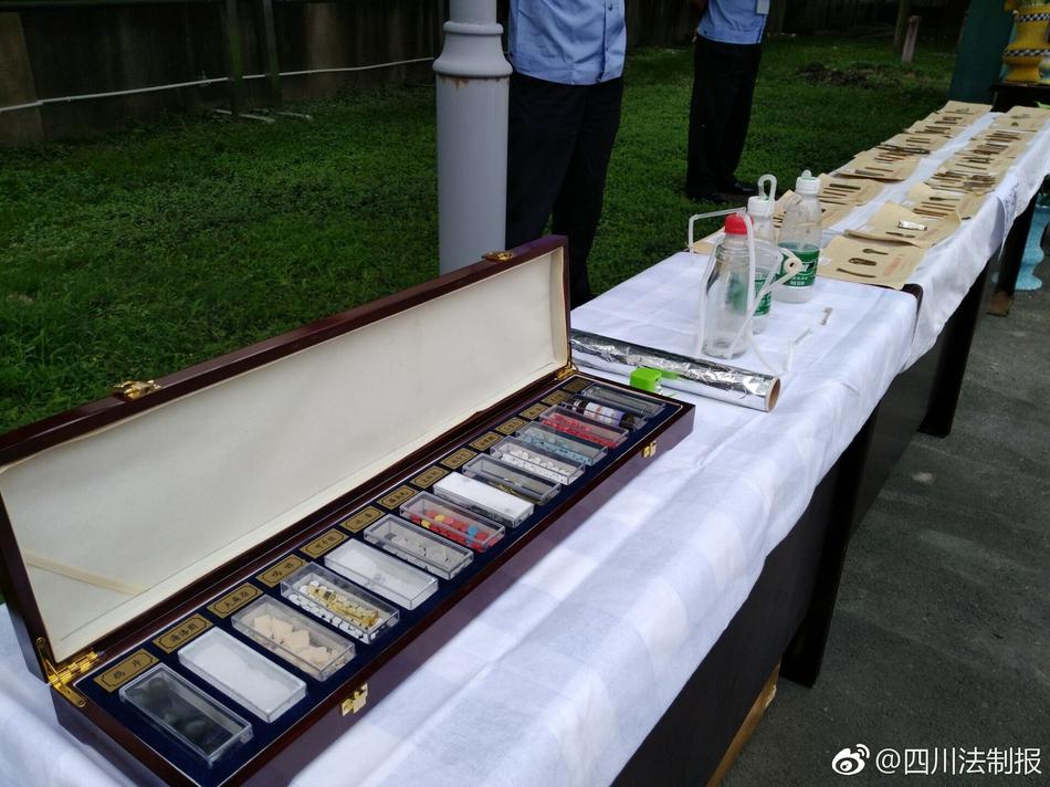 李宗瑞和贝贝一夜二次