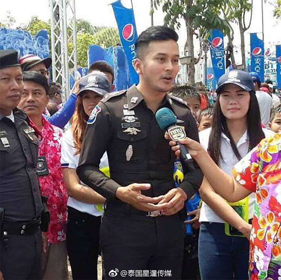 欧美老妇女阴毛多多
