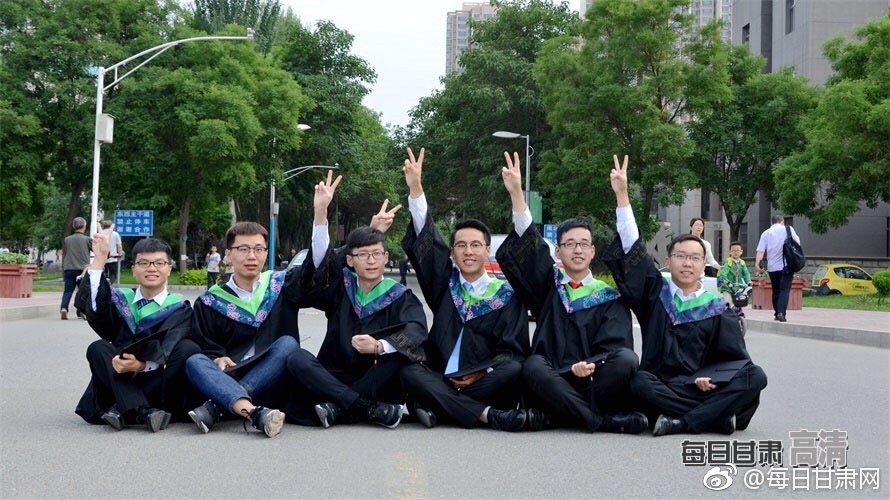 翁虹三級片