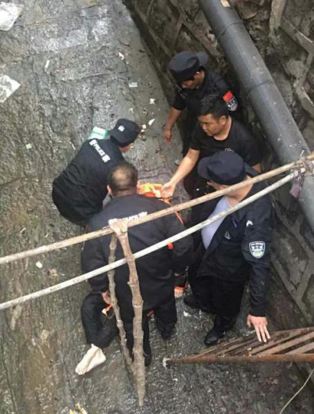 Free 性丰满法国多毛Hd洗澡