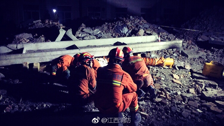 国产黃色A片三区三区三小说