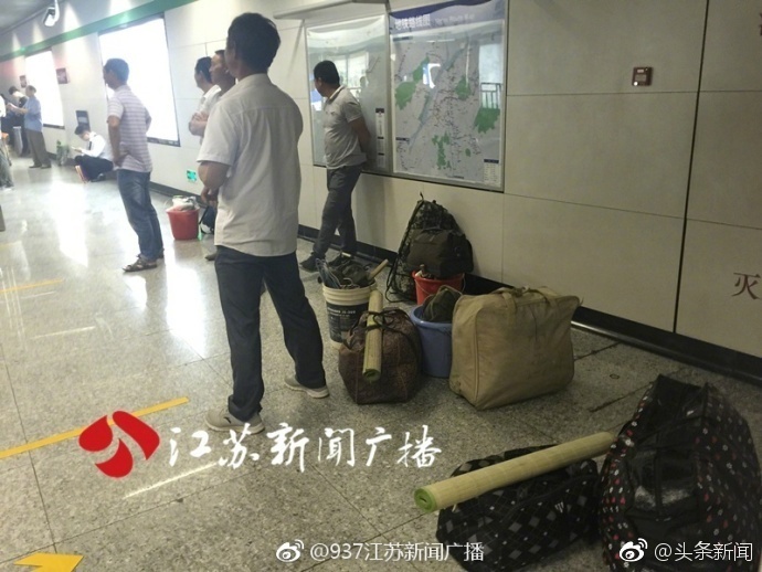 中国乱伦视频黄色网站