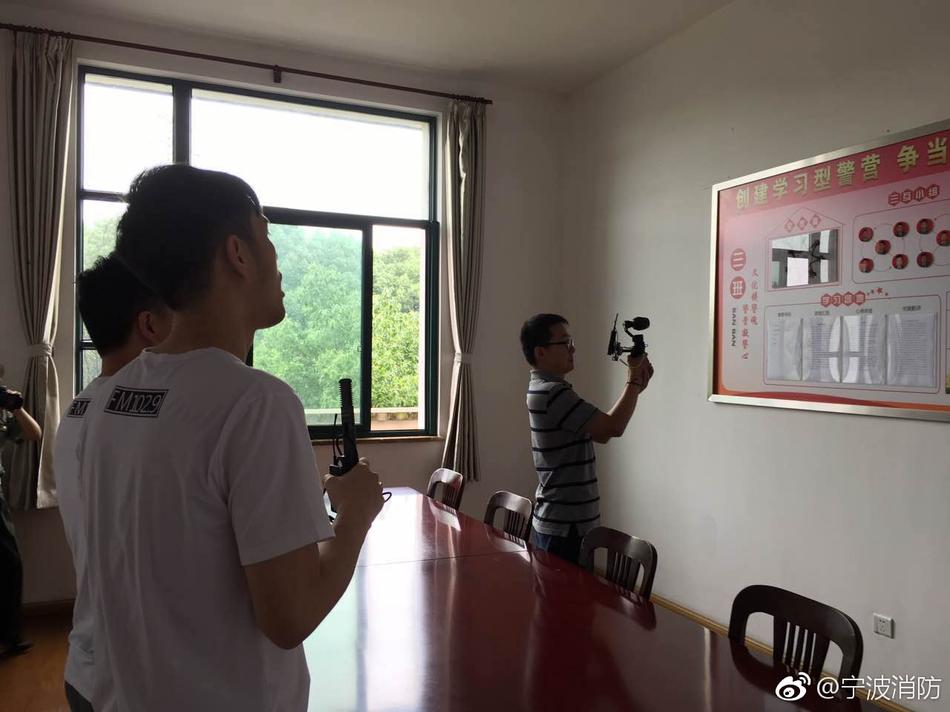 小辣椒成人福利A∨导航