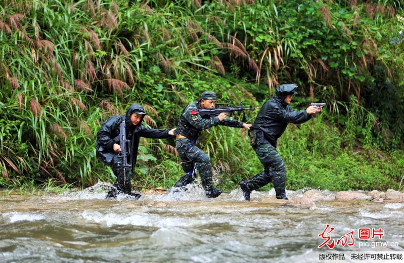 Xxxx中国老妇内射