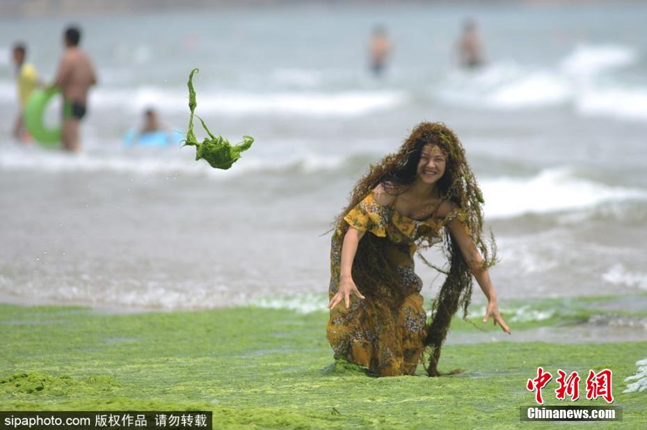 白丝美女被草