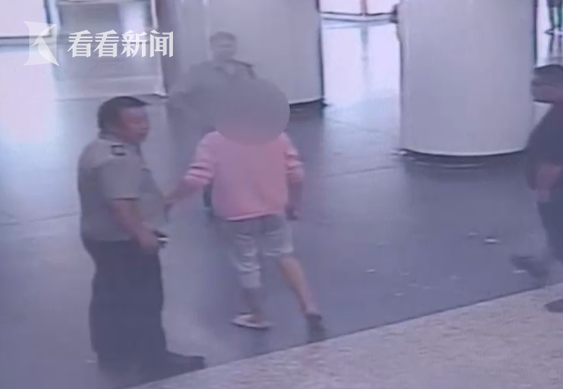 全裸學院