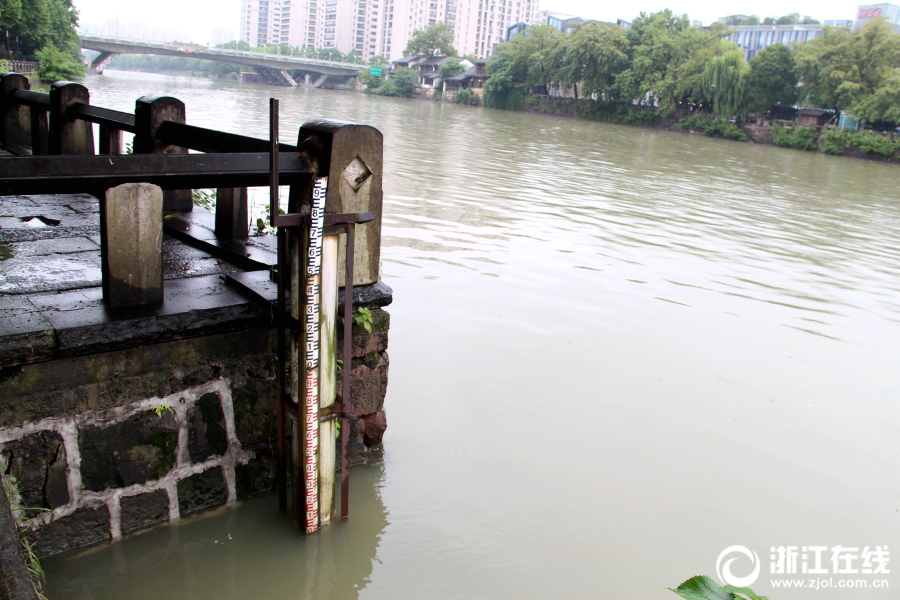 黑丝喷水
