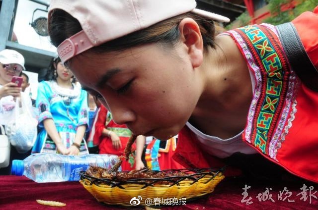 免费 看 色情