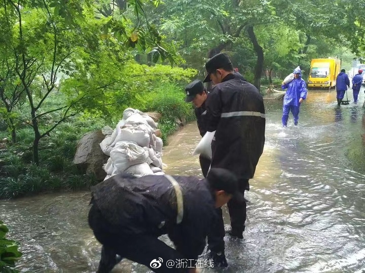 成人A片产无码免费视频奶头麻豆