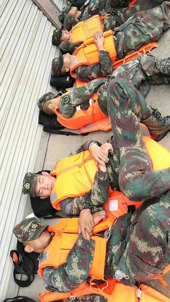 法国黄黄色片。