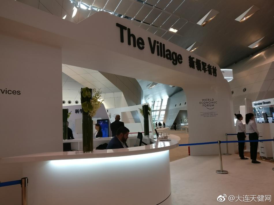 美女露出 让男生玩网站