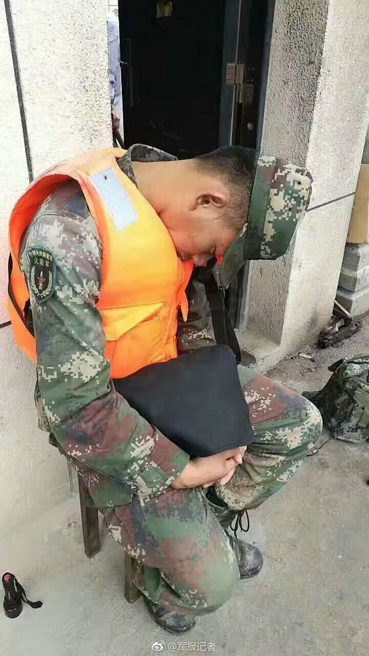 公妇乱婬ⅩXX毛片A片喜宝