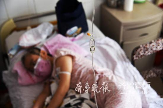 白丝校花 扒开美腿甜美电影