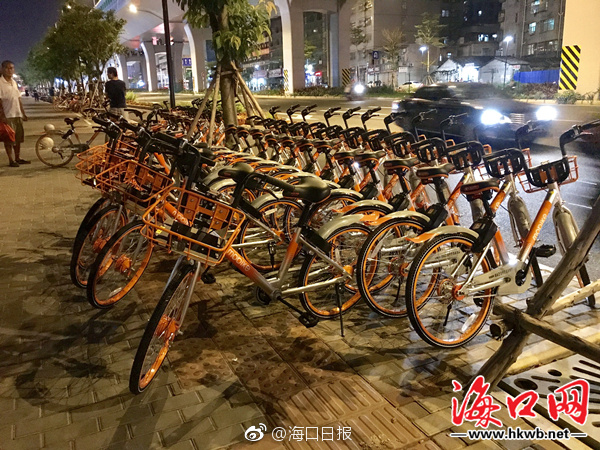 亚洲精品秘 一区二区三小