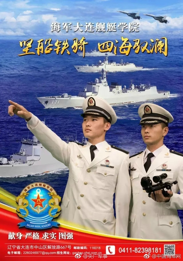 荫蒂每天被三个男人添小说