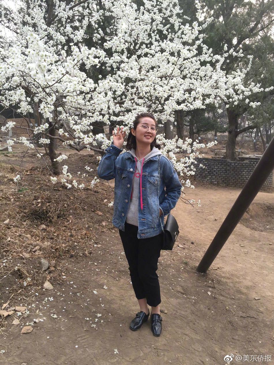 动漫美女被揉胸
