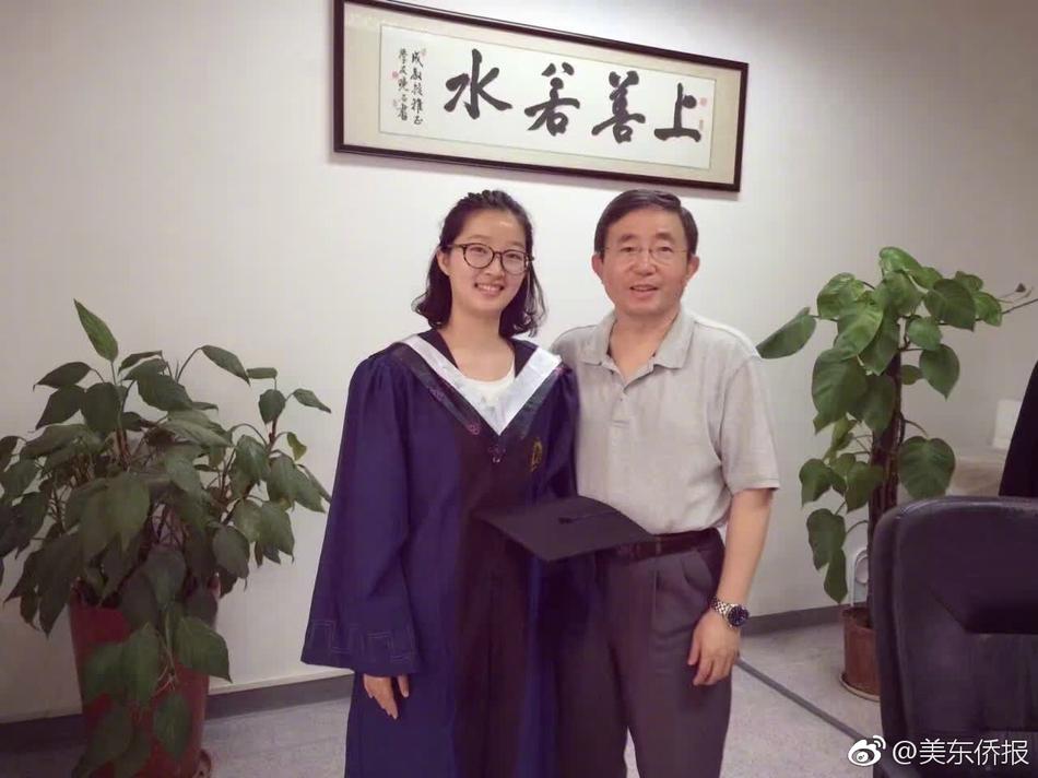欧美老妇性叭叭叭叭