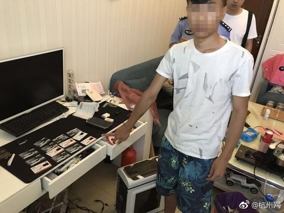 日本熟老少妇乱日