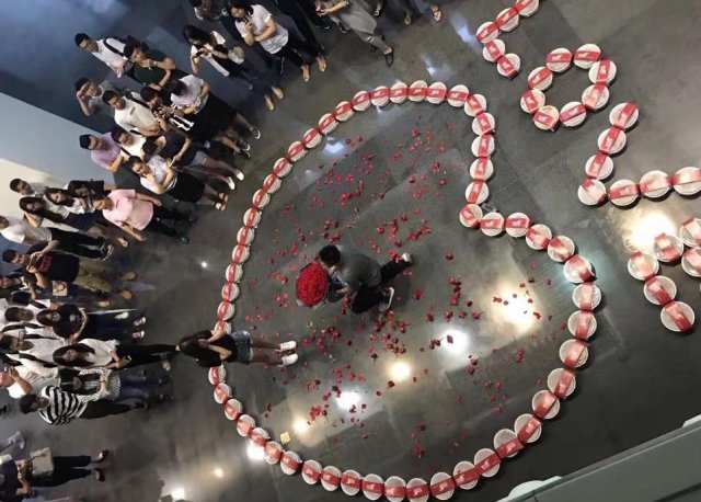 中国老奶奶买身