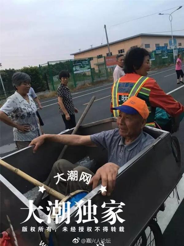 無毛的粉嫩美鮑