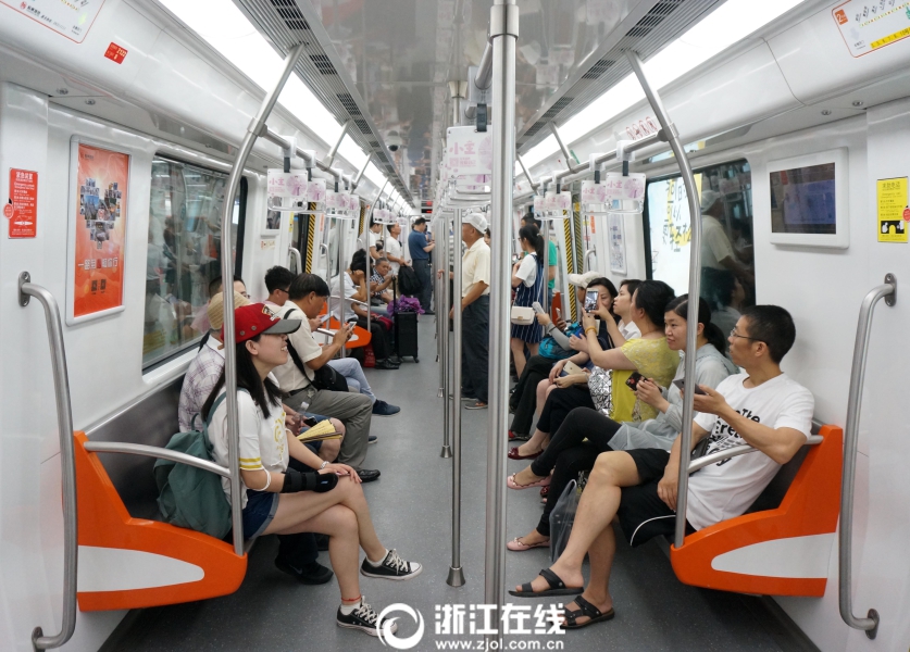 白裤美女校花 让我c