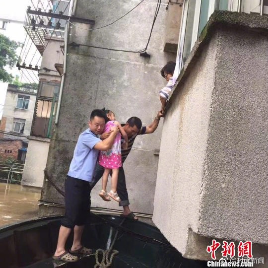 裸体 开腿羞羞游戏