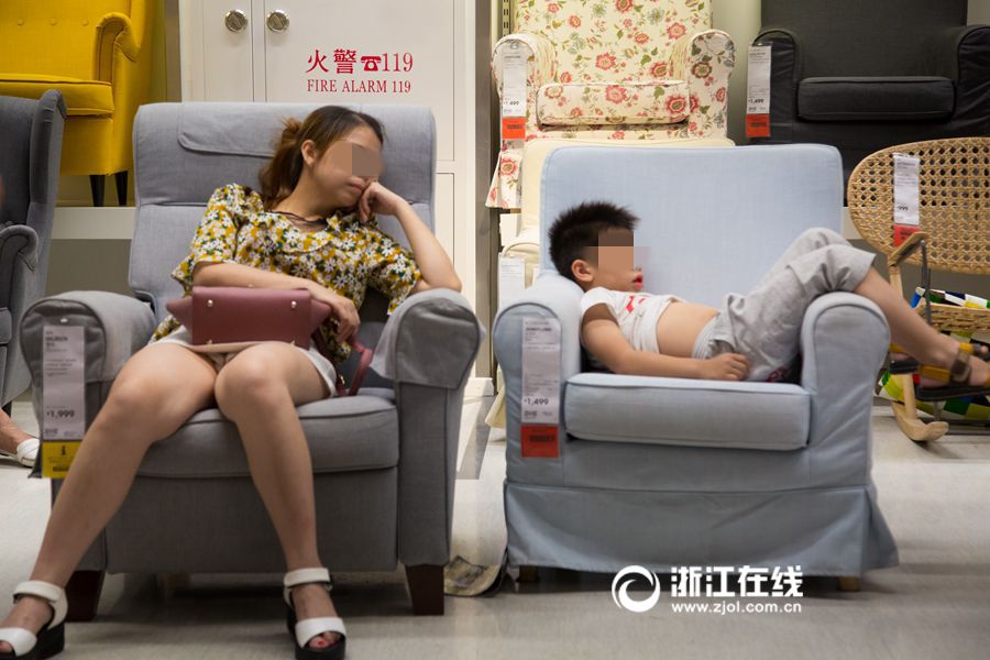 一條線比基尼