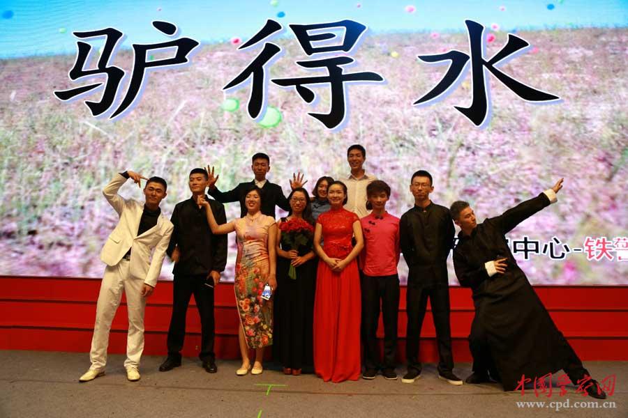 欧美一级婬片A片久久精品水中花