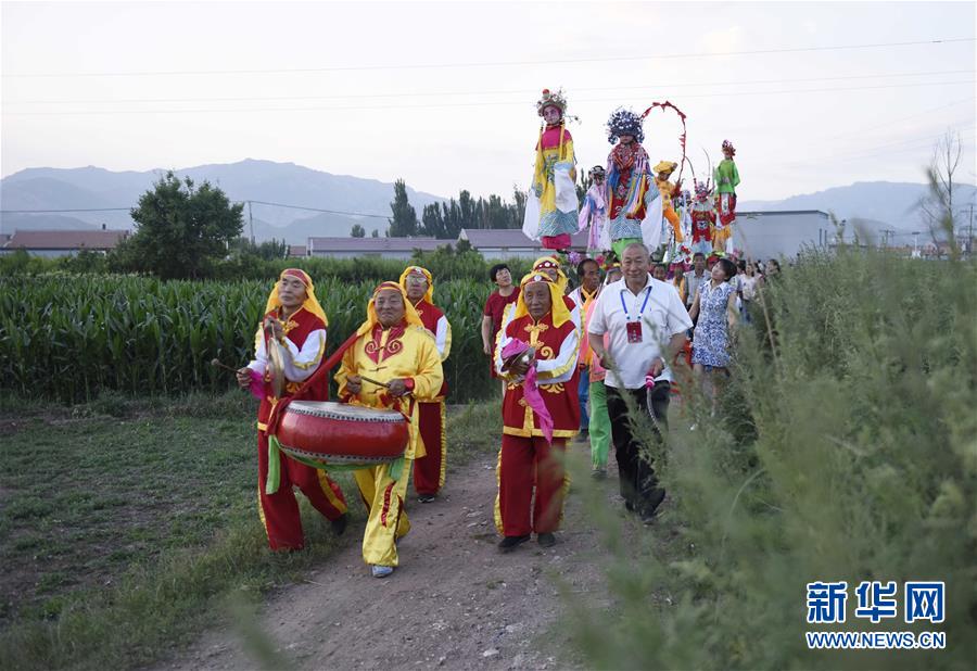成 人 网 站 免费 图片