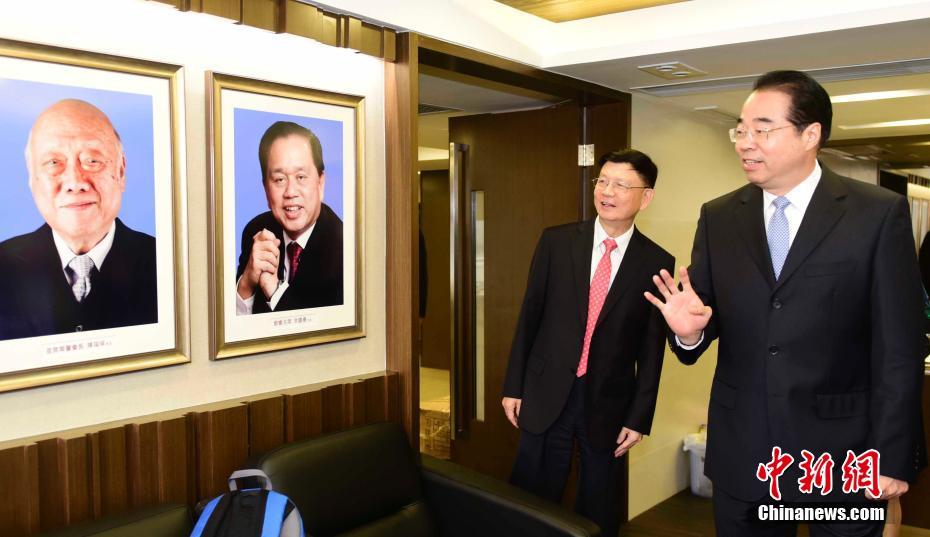 免费啪啪视频