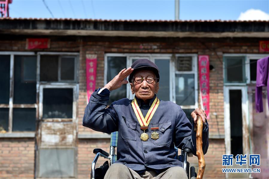 斯文男