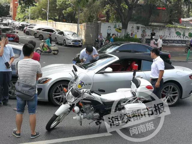 黄色一级片人妻