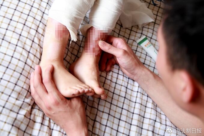 男的和女的做那种事情视频