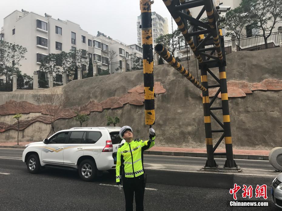 操老女人逼视频