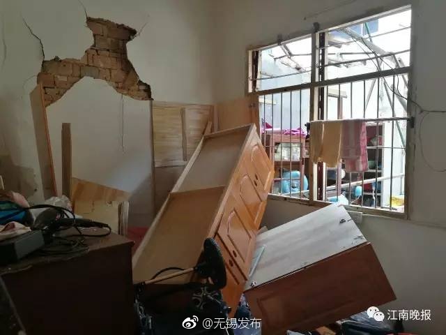 扒开美女 狂揉 上门