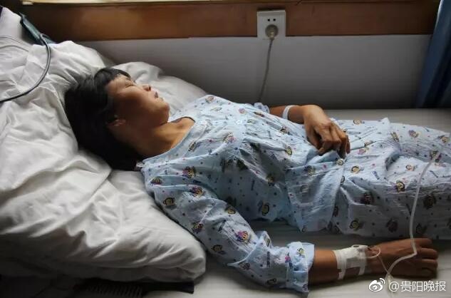 黄色大片狗操女人逼