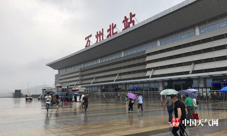 女人与狗操逼播放搜索